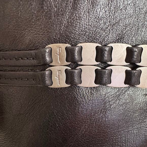 Salvatore Ferragamo Vara Black Chain Leather Ankle Boots Size 6 Narrow Width - Picture 5 of 12